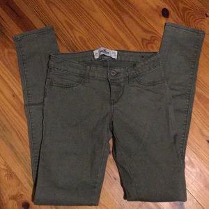 Sz 24 Olive Green Hollister Skinny Jean